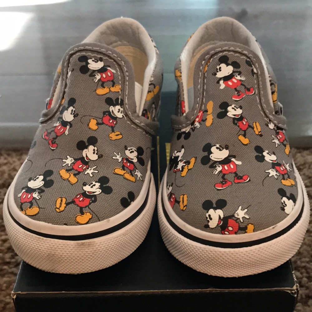 Vans classic slip on